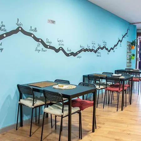 Compostela Hostel *